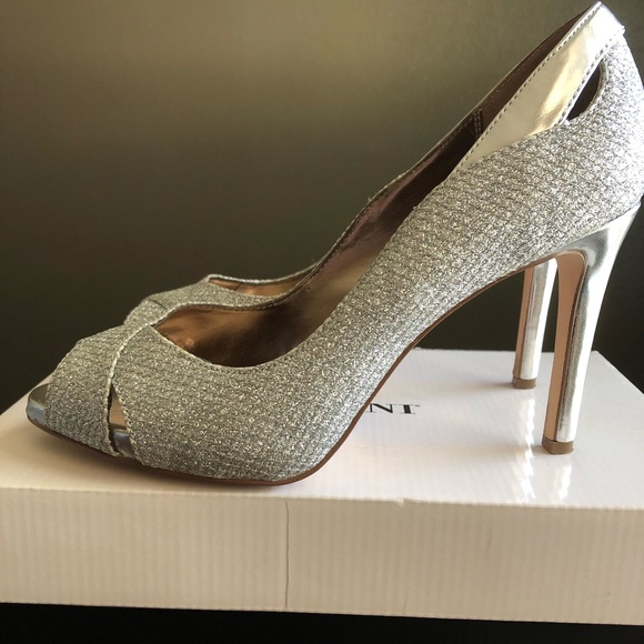 alfani silver shoes